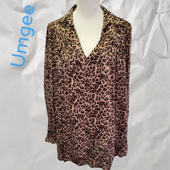 Umgee collar vee neck - Picture 1 of 6